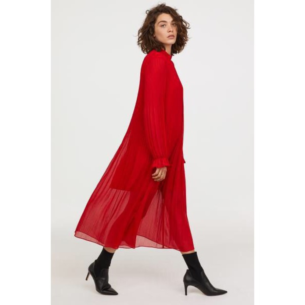 H&M Red Chiffon Pleated Dress - US SIZE 8